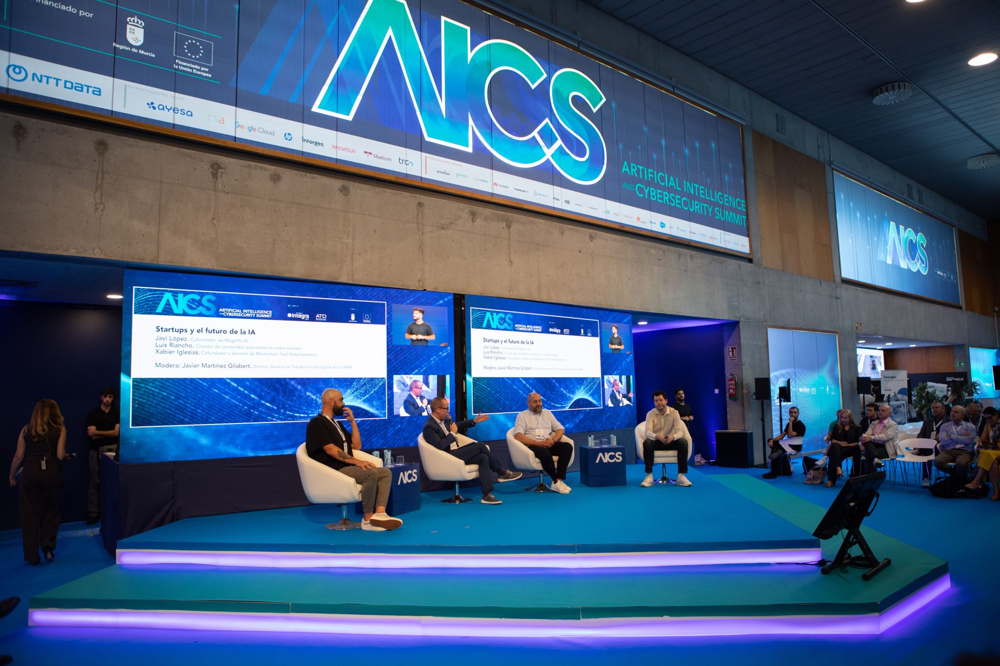 Mesa Redonda en AICS, Artificial Intelligence and Cybersecurity Summit